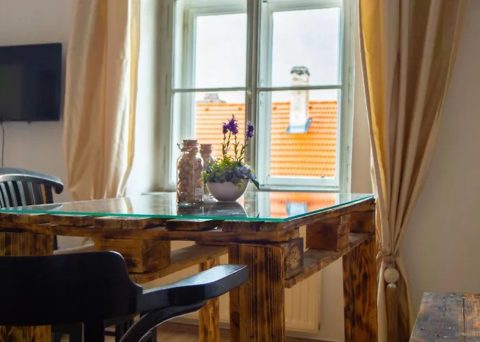 Elegant 1Br Apartment 2 Min From Rennweg Station וינה