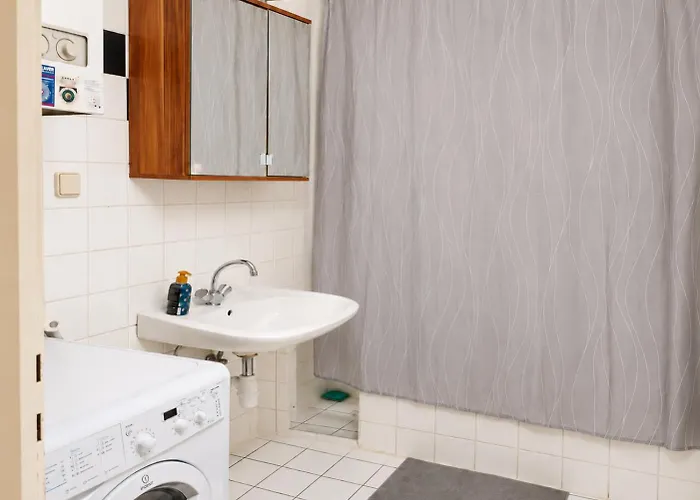Elegant 2br 2 Min From Rennweg Station *